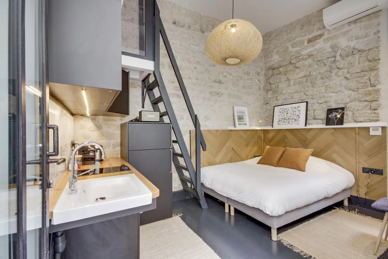 Chez Colette Canal St Martin Παρίσι
